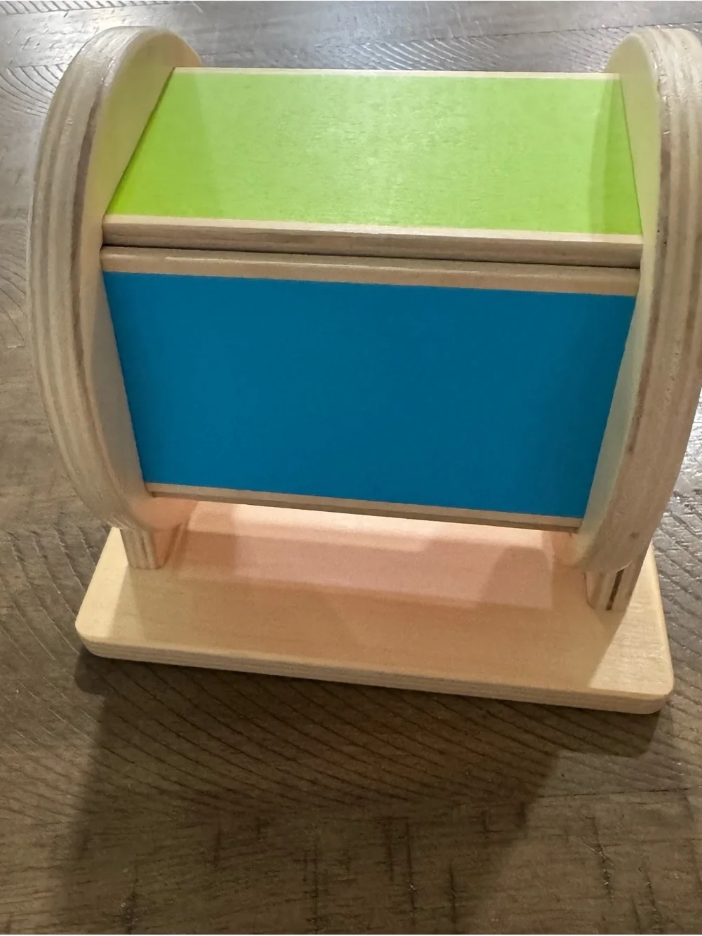 LOVEVERY Wooden Spinning Rainbow Sensory Toy